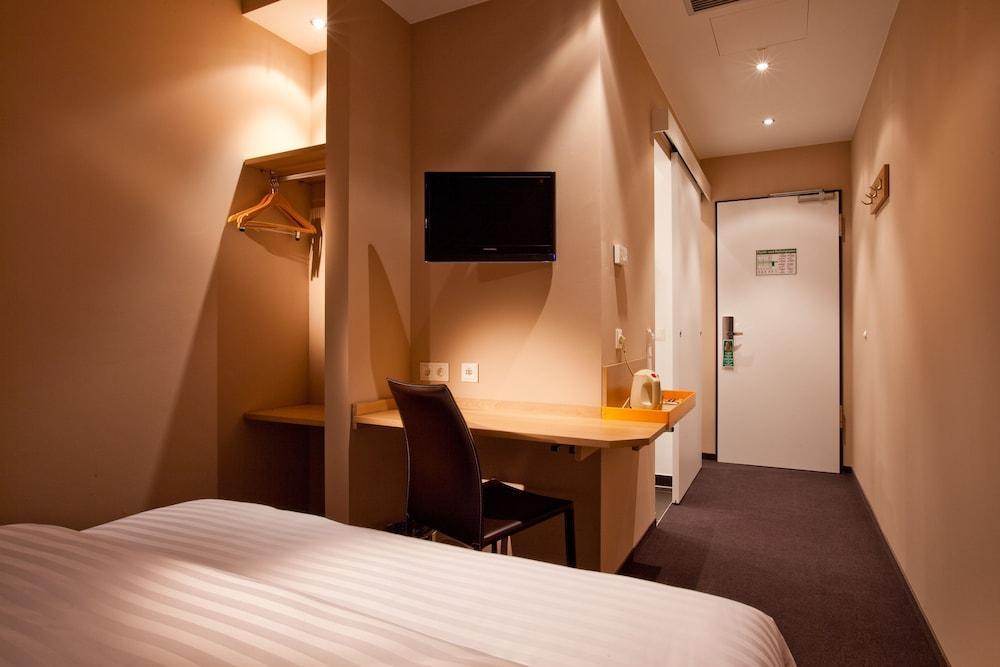 B&B Hotel Muenchen-Moosach ภายนอก รูปภาพ