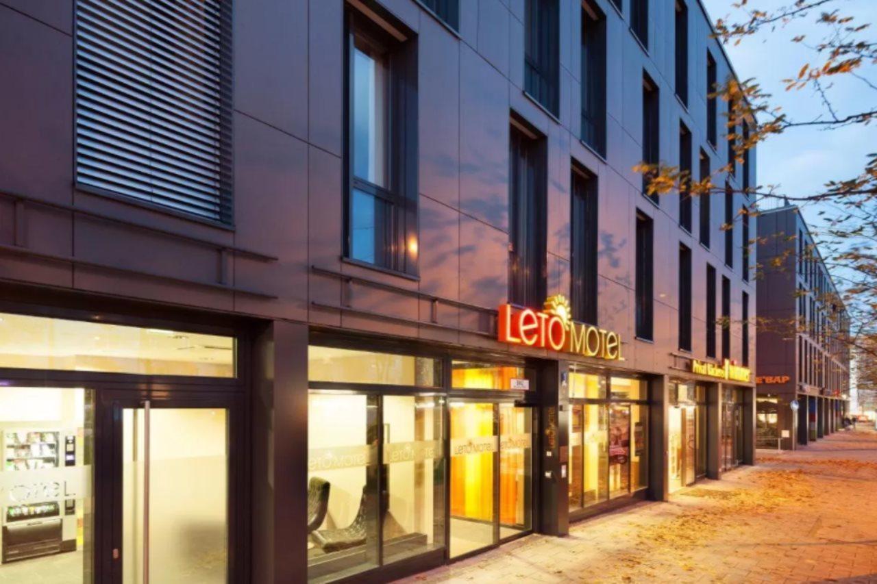 B&B Hotel Muenchen-Moosach ภายนอก รูปภาพ