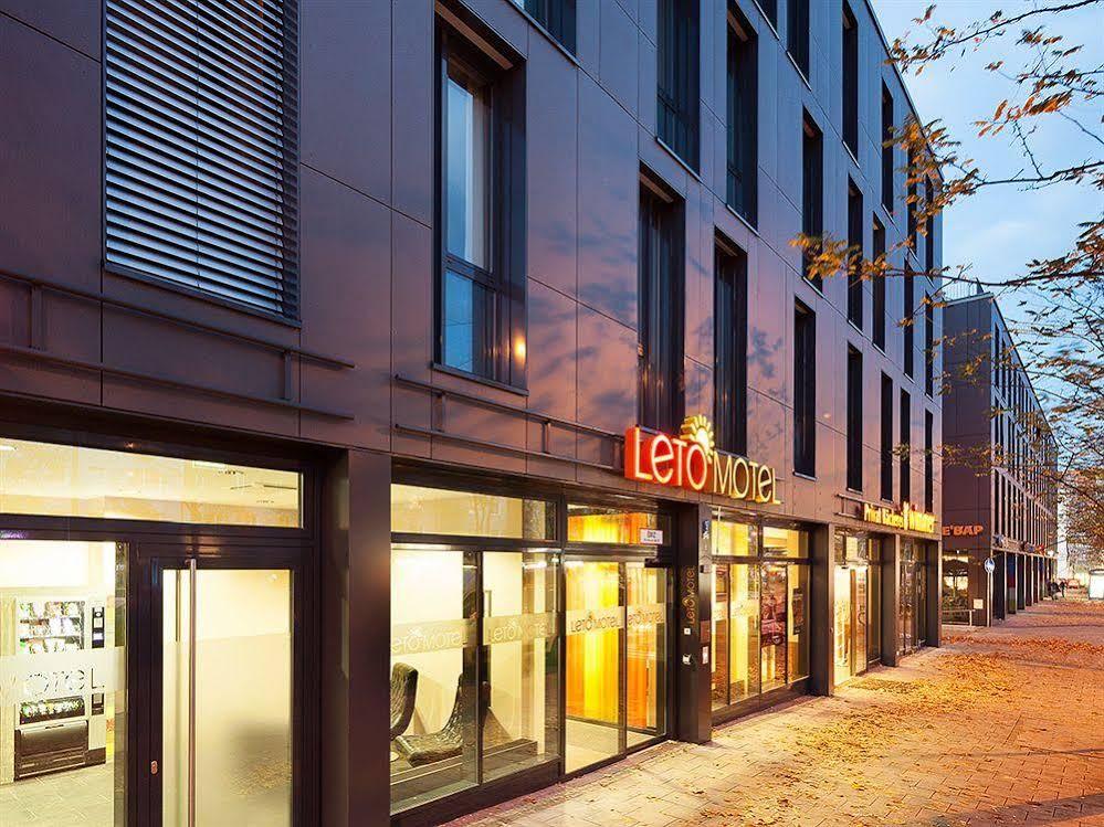 B&B Hotel Muenchen-Moosach ภายนอก รูปภาพ