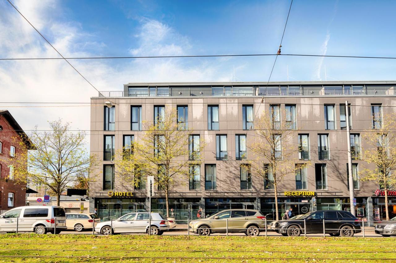 B&B Hotel Muenchen-Moosach ภายนอก รูปภาพ