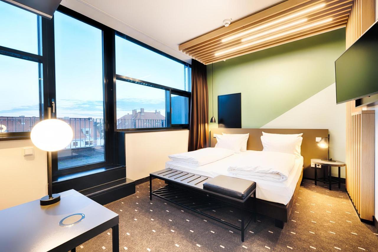 B&B Hotel Muenchen-Moosach ภายนอก รูปภาพ